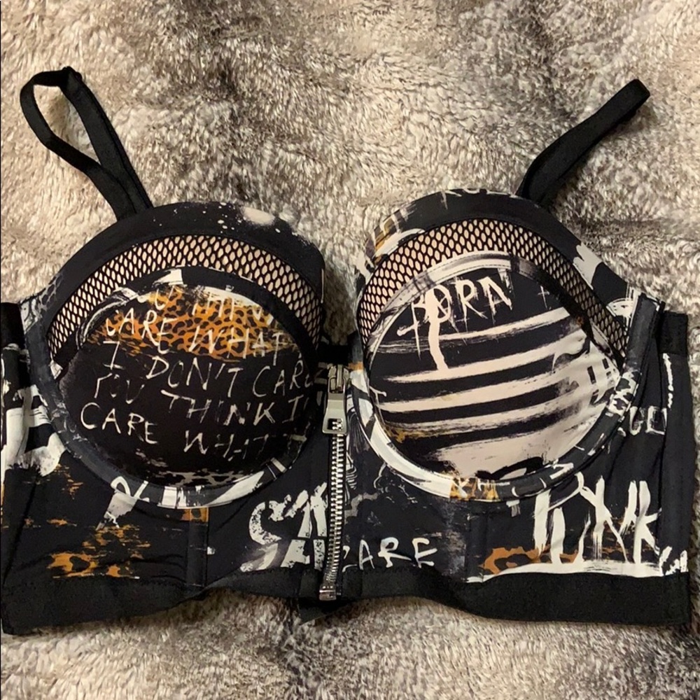 Victoria’s Secret Balmain Bra